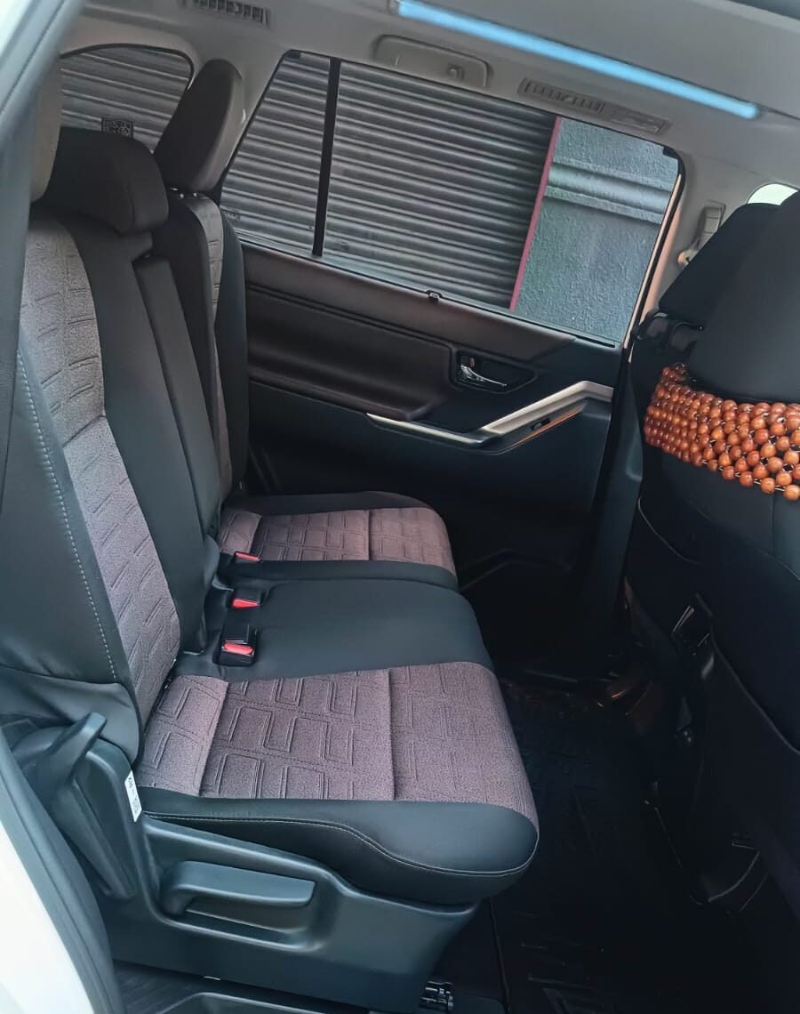Innova Hycross Cab Service Bangalore - Elon Cabs Service